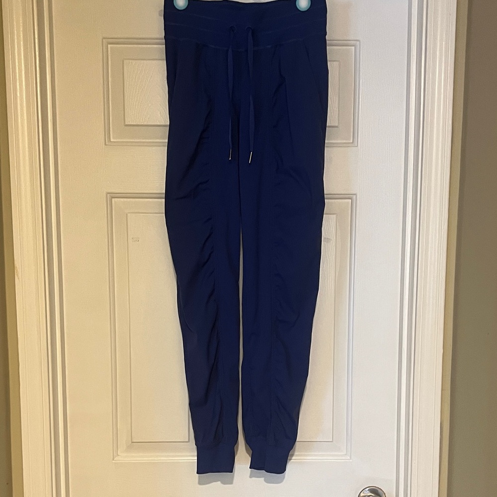 Lululemon  Joggers